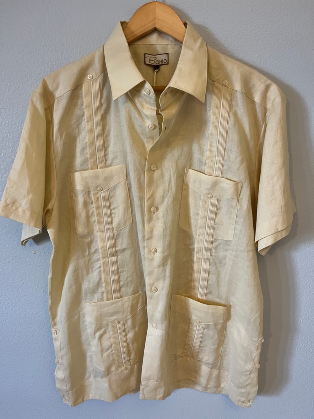 100% Linen Short-Sleeve Button-Down Shirt in Light Cream